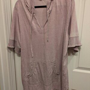 Short sleeve hooded sweatshirt